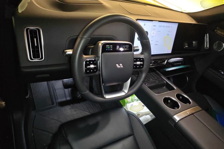 Used Li Auto L8 2024 Ultra Model Steering Wheel