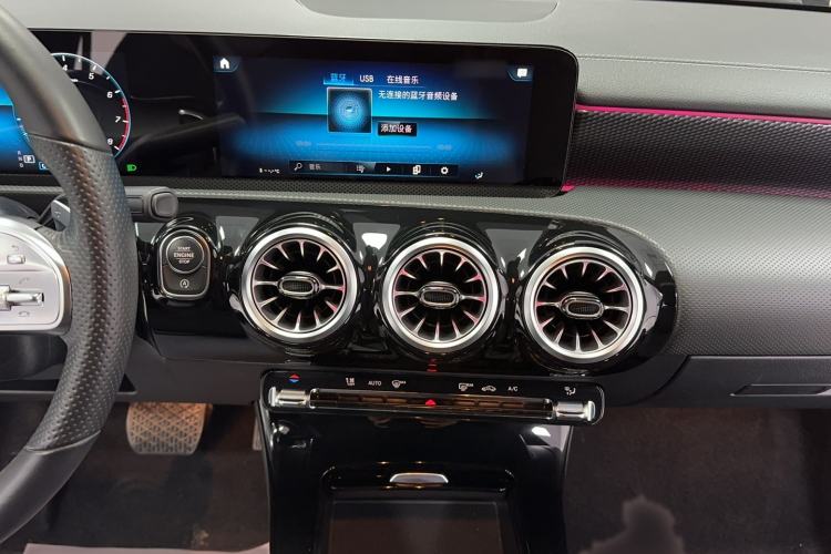 Used Mercedes-Benz A-Class 2021 A 200 L Sport Sedan Fashion Model
