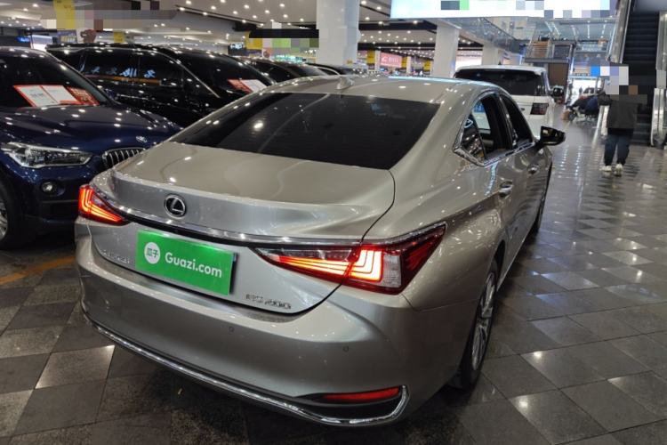 Used Lexus ES 2022 200 Excellence Edition