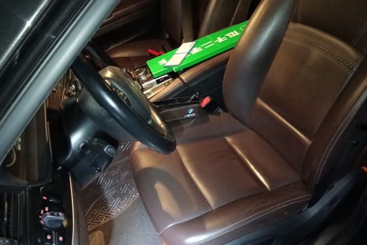 Used BMW 5 Series 2014 525Li Luxury Design Package Left Front Seat