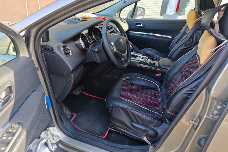 Used Peugeot 3008 2015 1.6THP Automatic Classic Edition
