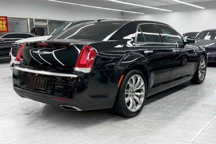 Used Chrysler 300C 2014 3.0L Excellence Edition