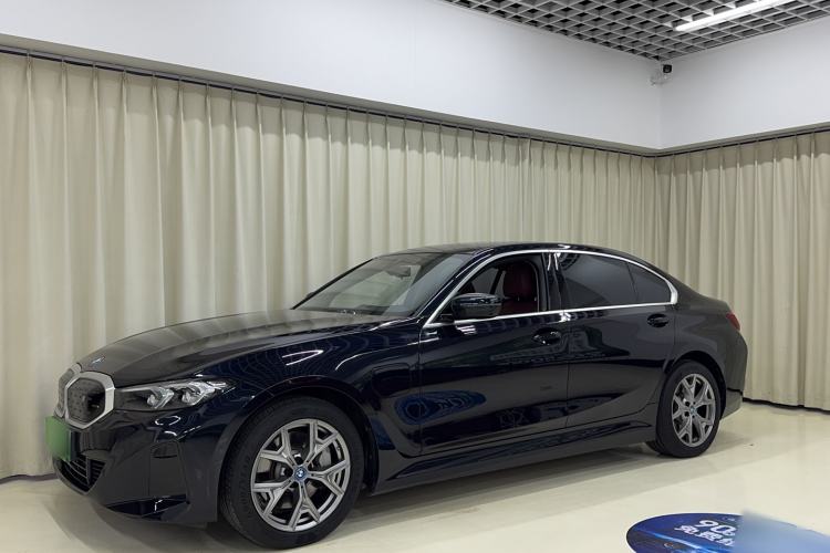 Used BMW i3 2024 eDrive 35 L Exterior 2