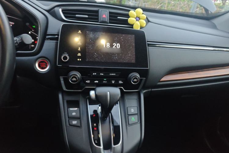 Used Honda CR-V 2021 240TURBO CVT 2WD Fashion Edition Center Console