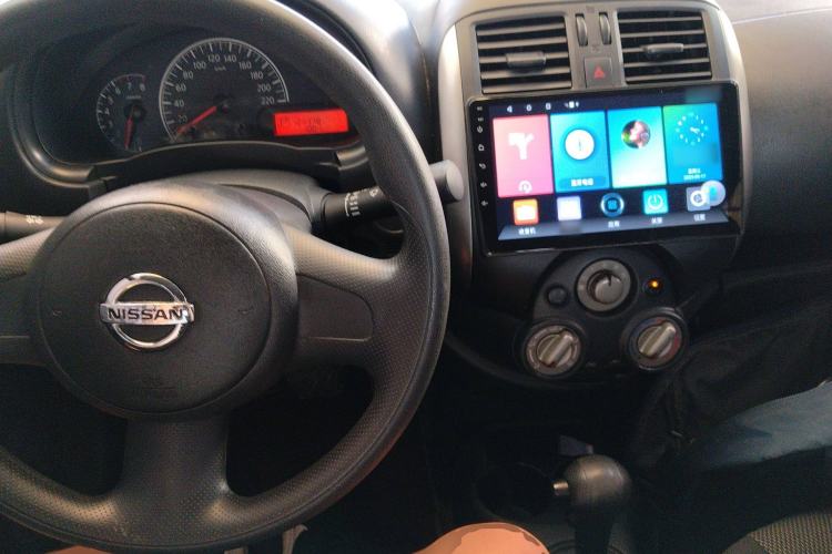 Used Nissan Sunny 2011 1.5XE CVT Comfort Edition Interior 2