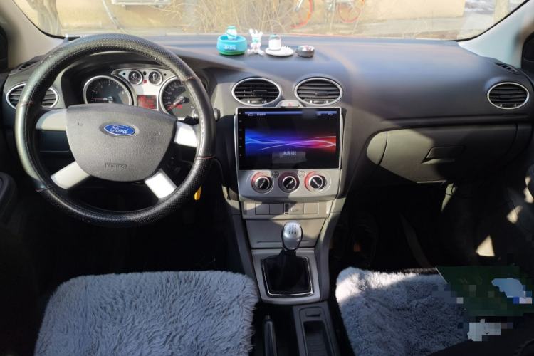 Used Ford Focus 2011 Hatchback 1.8L Manual Classic Model
