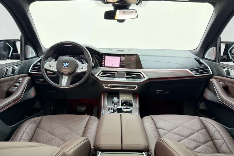 Used BMW X5 2022 Restyled xDrive 40Li M Sport Package Interior 3