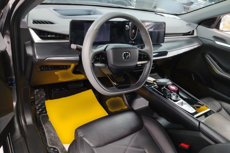 Used CHANGAN Ruicheng PLUS 2023 1.5T DCT Lingyue Trim
