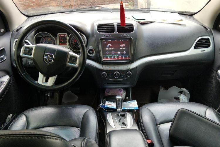 Used Dodge Journey 2013 2.4L Two-Wheel Drive Luxury Version