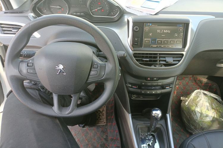 Used Peugeot 2008 2014 1.6L Automatic Fashion Edition