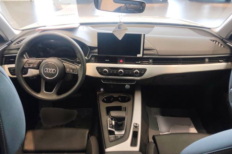 Used Audi A4L 2024 40 TFSI Fashion Dynamic Model