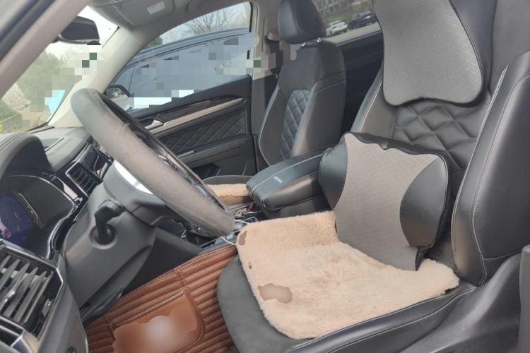 Used Volkswagen Teramont X 2020 Revised Version 380TSI Four-Wheel Drive Prestige Luxury Edition Left Front Seat