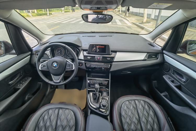 Used BMW 2 Series Active Tourer 2016 218i Fashion Model Interior 1