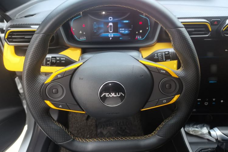 Used Dongfeng Aeolus Yixuan 2023 Mach Edition 1.5T Automatic Pursuit Rider Version Steering Wheel
