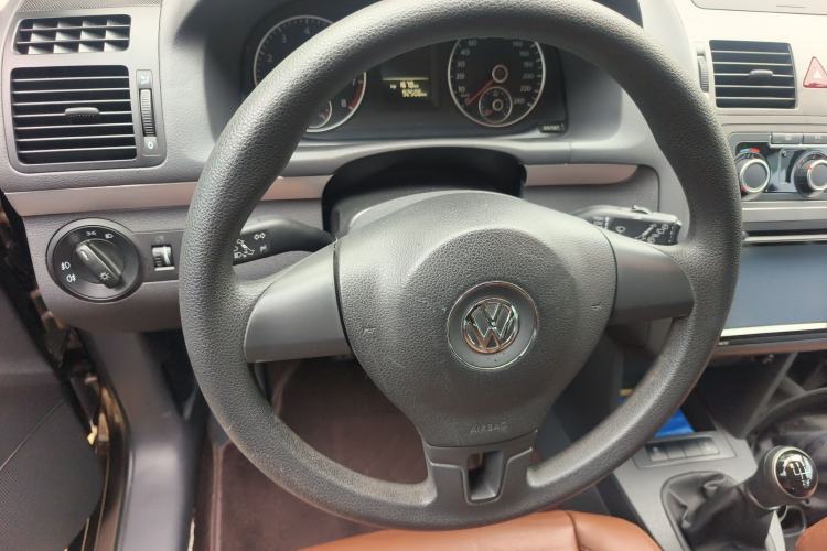 Used Volkswagen Touran 2013 1.4T Manual Fashion Edition 5 Seats