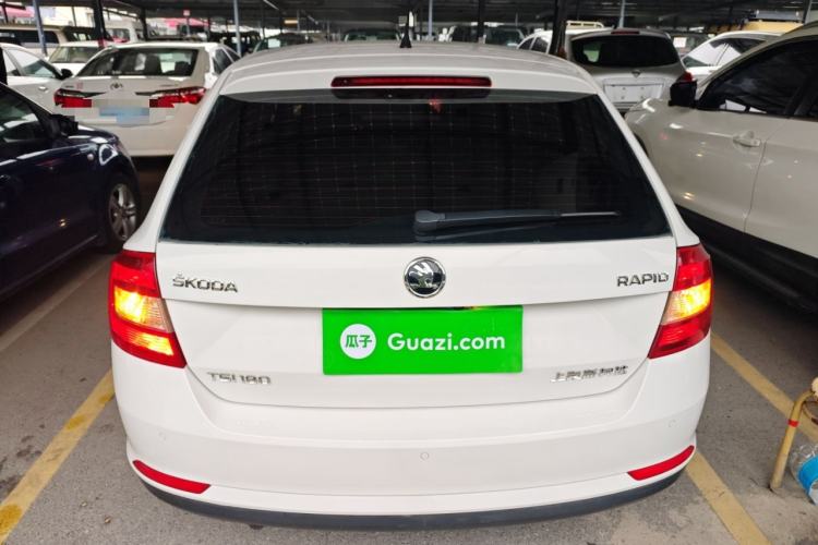 Used Skoda Rapid Spaceback 2016 Revised 1.6L Automatic Chuanxing Version Rear