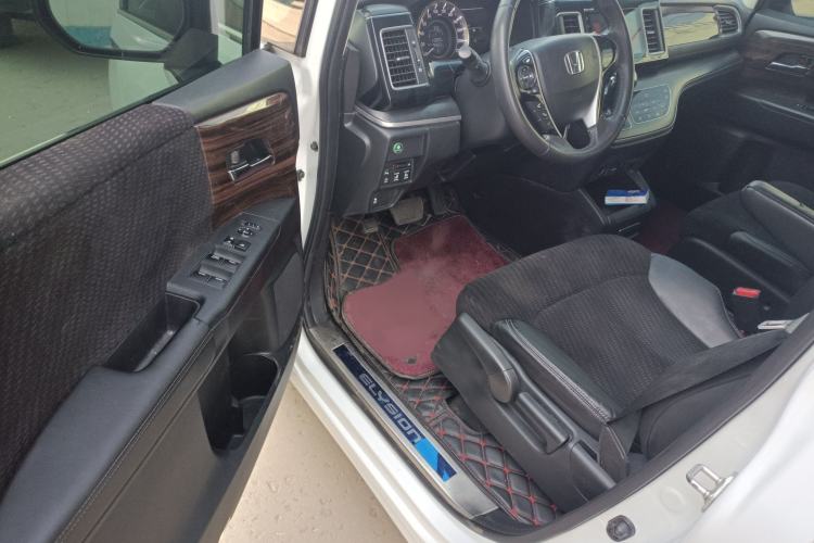 Used Honda Elysion 2016 2.4L Classic Edition