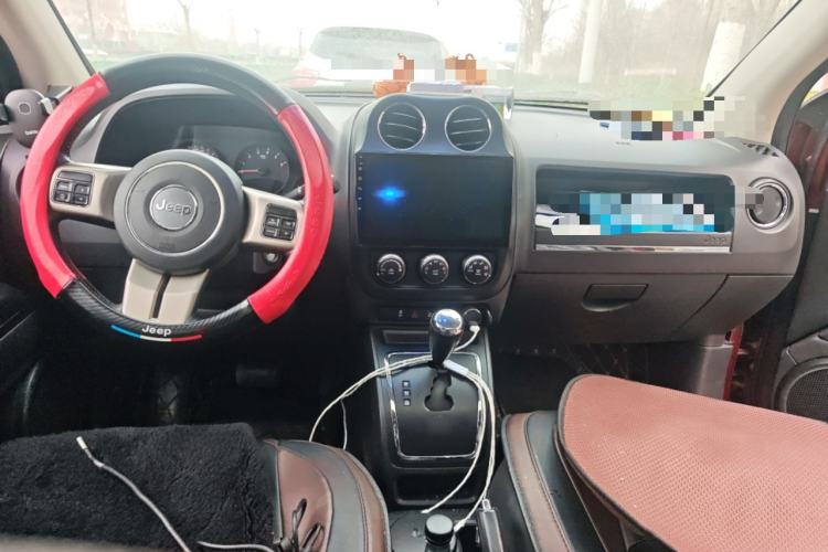 Used Jeep Compass 2013 2.4L four-wheel-drive sport version