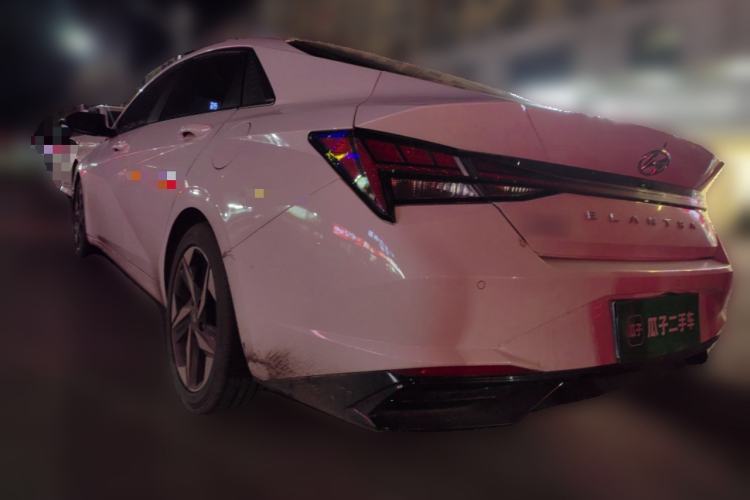 Used Hyundai Elantra 2022 1.5L CVT LUX Prestige Edition
