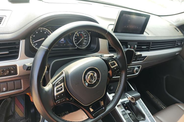 Used FORTHING Joyear X5 2017 Jingxiang Series 1.5T CVT Luxury Model
