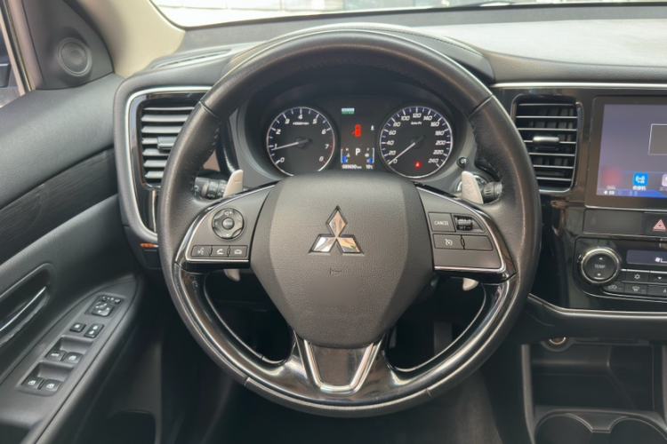 Used Mitsubishi Outlander 2016 2.4L 4x4 Elite Edition 5 Seats