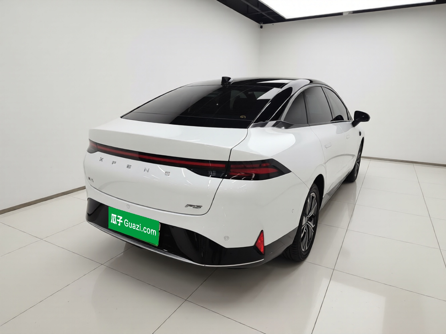 XPeng P5 2022 550E — снимка 6