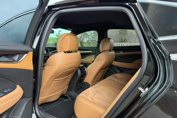 Used Buick LaCrosse 2019 28T Elite Edition Interior 2