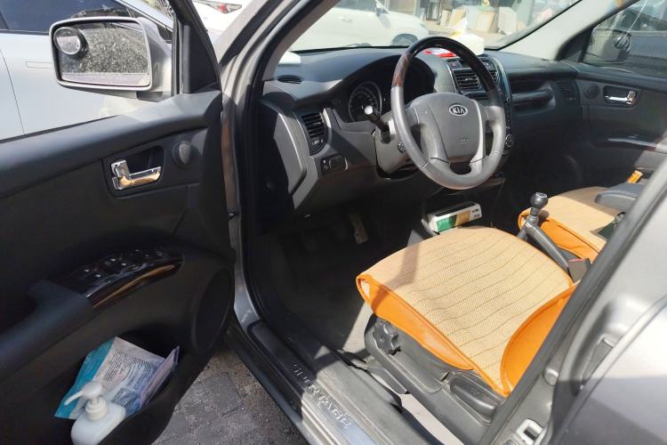 Used Kia Sportage 2012 2.0L Manual Two-Wheel Drive GLS Driver Seat