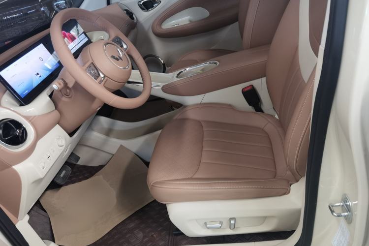 Used Wuling Bingo 2025 410 km Lingxi Deluxe Edition Left Front Seat