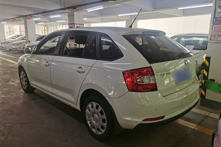 Used Skoda Rapid Spaceback 2016 Revised Version 1.4L Manual Front-Drive Edition
