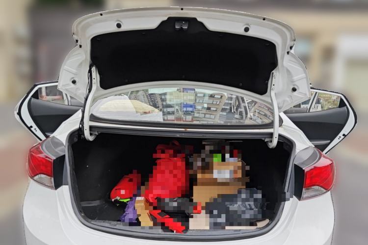 Used Hyundai Elantra (5th Generation / Langdong) 2016 1.6L Automatic Smart Version Trunk