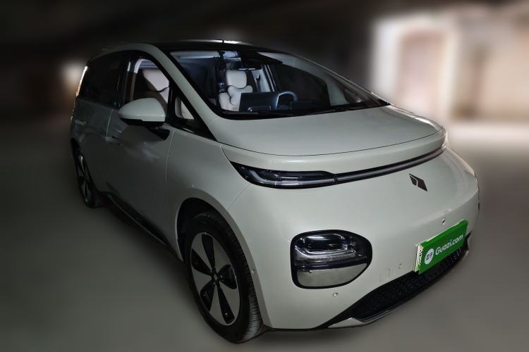 Used Baojun Cloud 2023 460 Max Lingxi Version
