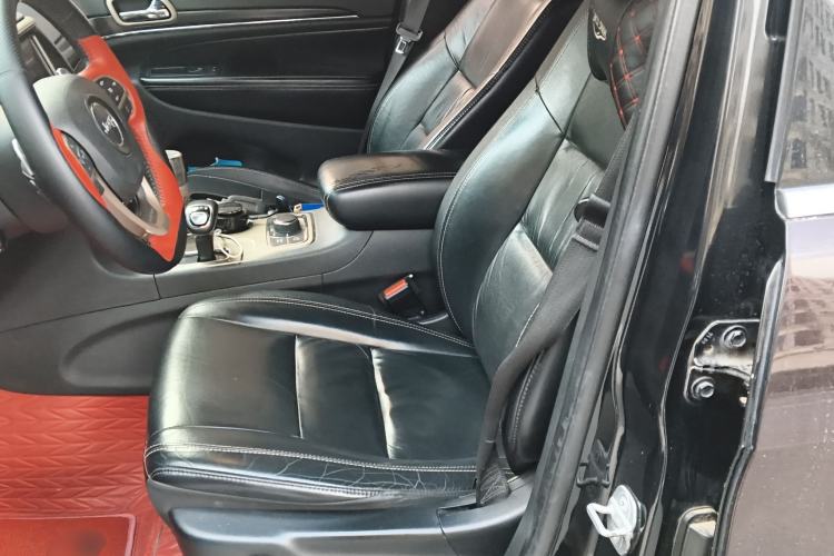 Used Jeep Grand Cherokee 2014 3.0TD Diesel Comfort Navigation Version
