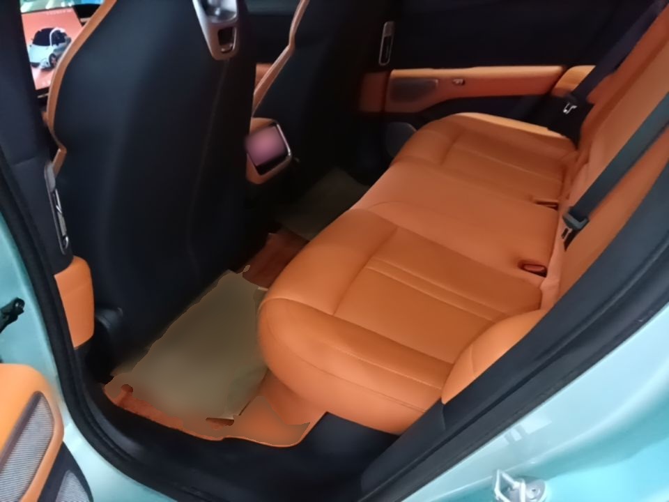 Xiaomi Auto YU7 2025 Ultra-Long Range All-Wheel Drive Pro Version — снимка 20