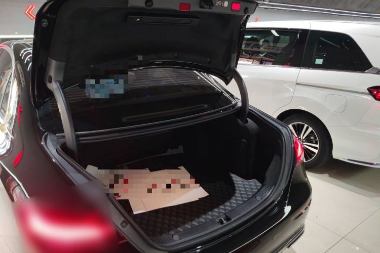 Used Mercedes-Benz E-Class 2023 E 300 L Luxury Model
