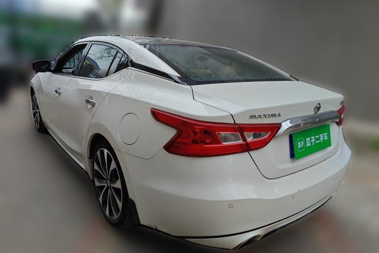 Used Nissan Maxima 2016 2.5L XV Ultimate Edition Rear Left 45 Deg