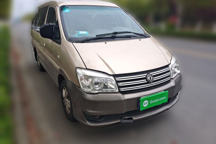 Used FORTHING Lingzhi 2017 Facelifted M3L 1.6L 7-Seater Standard Version
