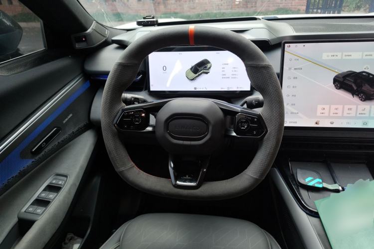 Used Lynk & Co 08 EM-P 2023 120km Long-Range Halo