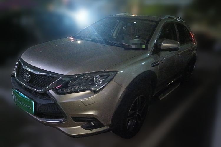 Used BYD Tang New Energy 2015 2.0T Four-Wheel-Drive Flagship Model