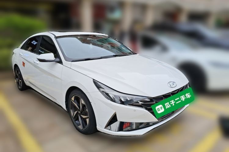 Used Hyundai Elantra 2023 1.5L CVT LUX Prestige Edition