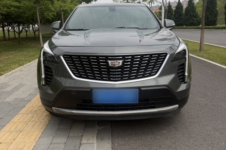 Used Cadillac XT4 2018 28T Two-Wheel Drive Leading Version