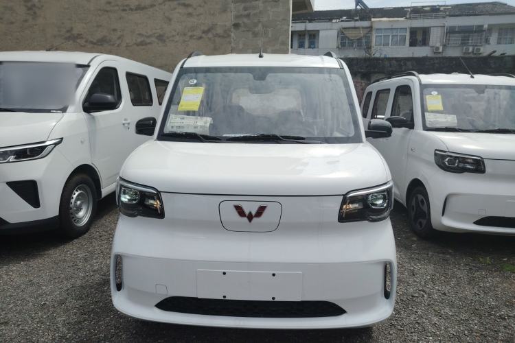 Used Wuling Zhiguang New Energy 2025 Model 305km Ambitious Edition Front