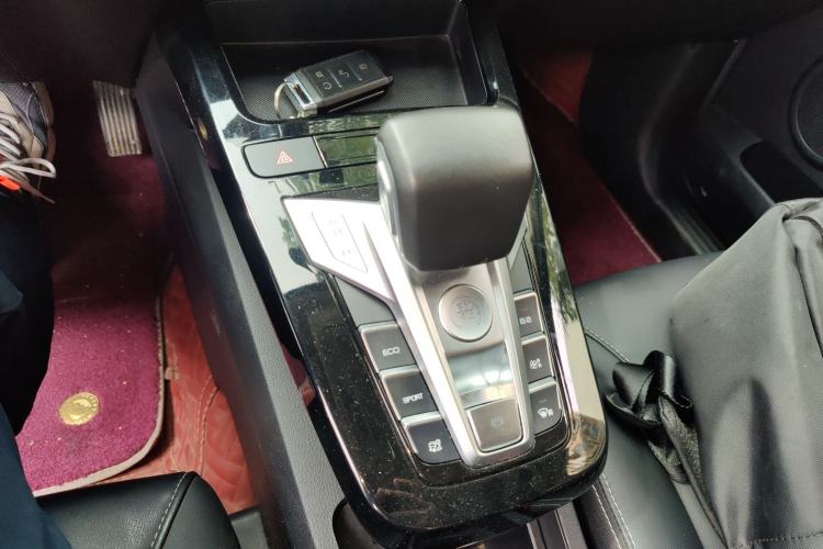 Used BYD Yuan New Energy 2019 EV360 Smart Connect Luxurious Model