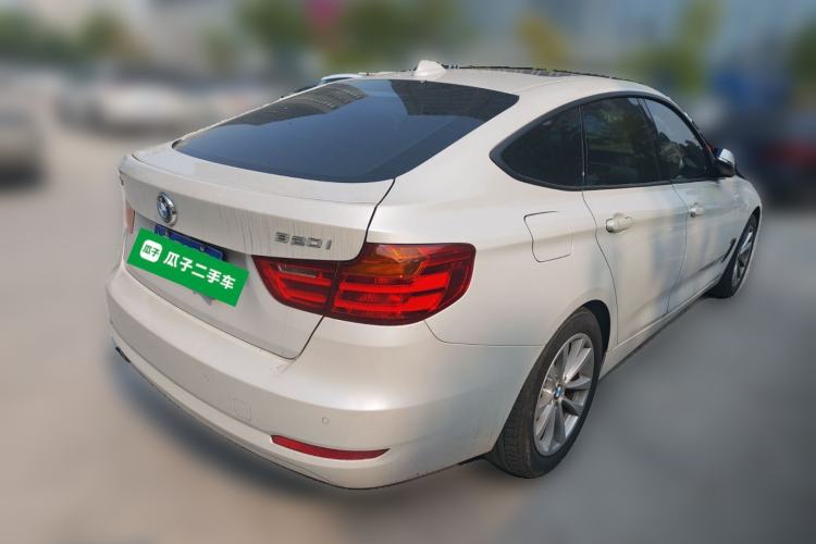 Used BMW 3 Series GT 2016 320i Fashion Model
