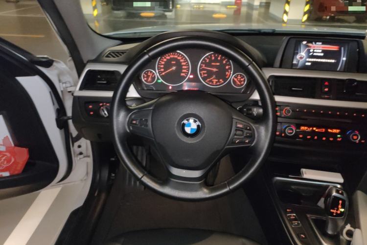 Used BMW 3 Series 2014 320Li Fashion Model
