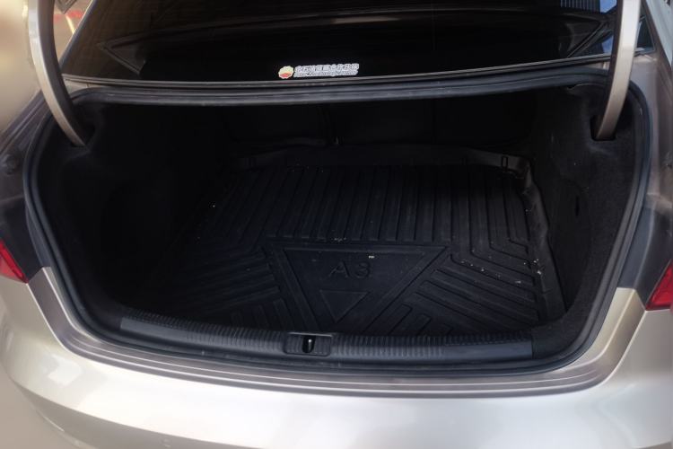 Used Audi A3 2014 Limousine 35 TFSI Automatic Fashion Model Trunk