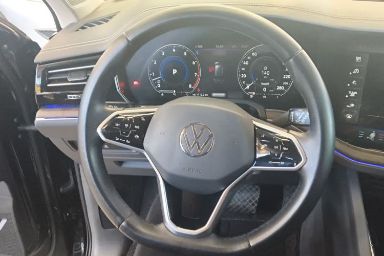 Used Volkswagen Touareg 2021 3.0 TSI Prestige Edition Classic Sport Package Steering Wheel