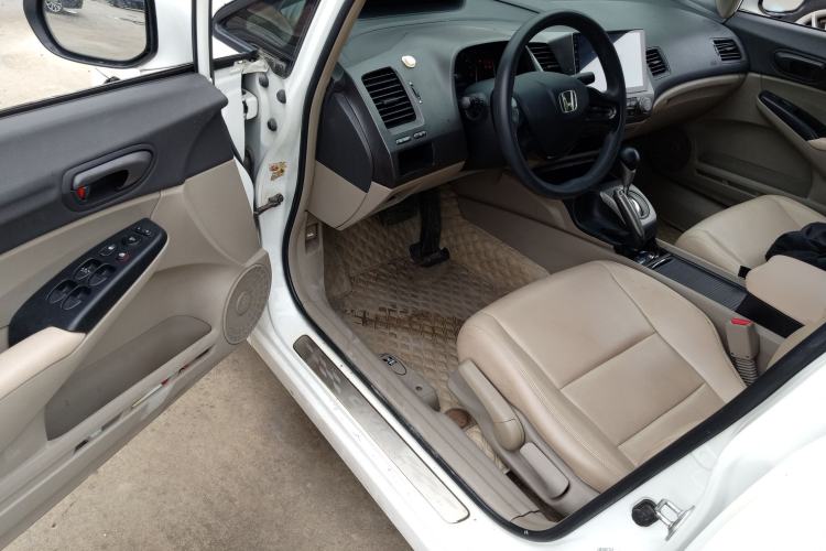 Used Honda Civic 2009 1.8L Automatic Classic Edition Driver Seat