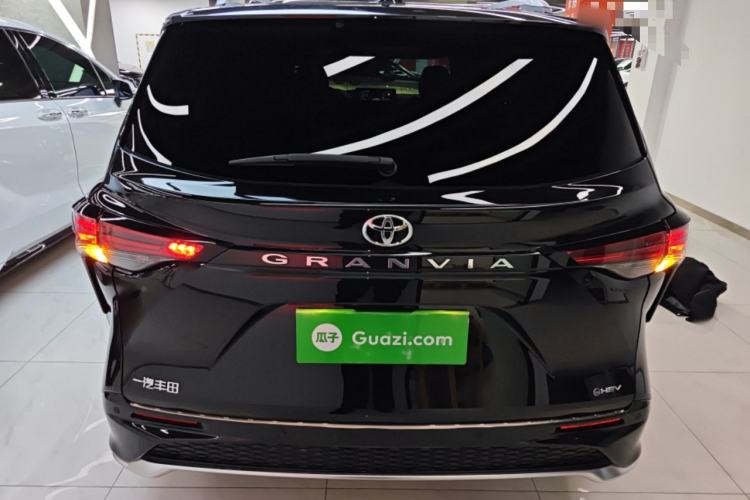 Used Toyota Granvia 2024 2.5L Hybrid Prestige ULTRA Edition
