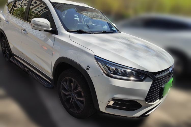 Used BYD Song New Energy 2019 Song EV500 Smart Connect Elite Model Front Right 45 Deg